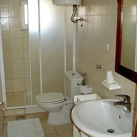 Appartamento Tutini Dvori Primošten