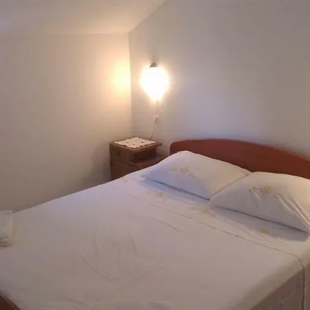 Tutini Dvori * Primošten