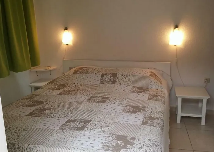 Tutini Dvori Lejlighed Primošten